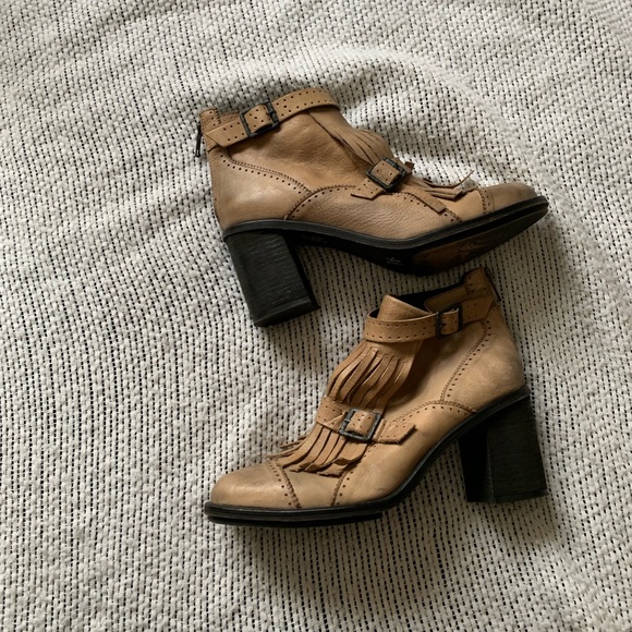 Free people boho boots. - Picture 2 of 8